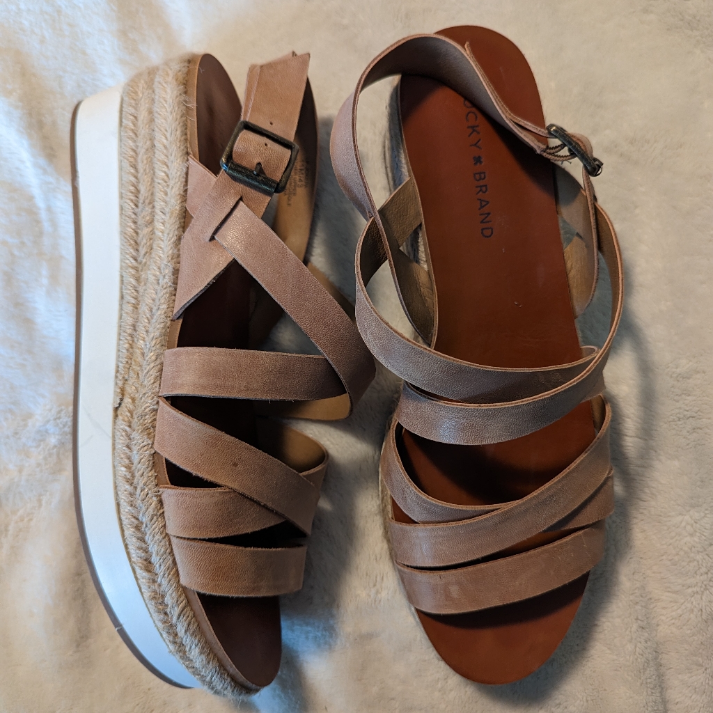 Lucky Brand Size 11 Sandals
